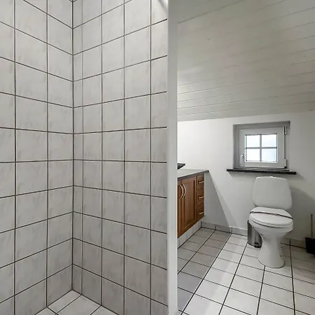 Fantastisk Strataekt Med Pool Sj450